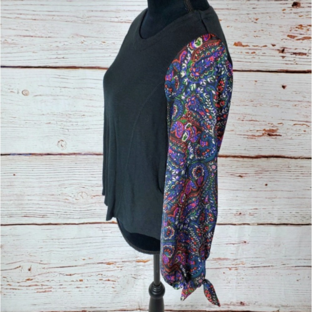 Akemi + Kim Anthropologie Maybell Tied Sleeve Top Women's Size Small Paisley - Picture 6 of 11